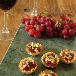 Grape and Blue Cheese Tartlets|Craving Something Healthy