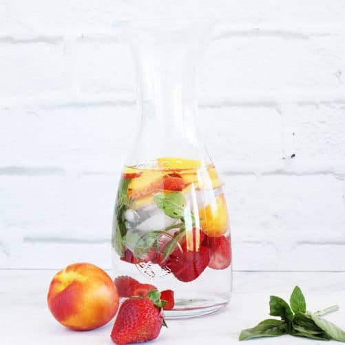 How to make pretty refreshing infused water|Craving Something Healthy